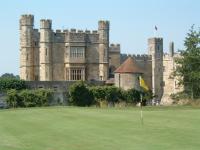 Private Full Day Canterbury Cathedral, Leeds Castle & Dover Tour with English Speaking Driver-Guide