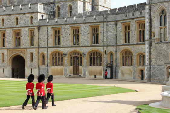 Windsor Discovery Hop On Hop Off Sightseeing Tour - 24 Hours**VENDOR VOUCHER**