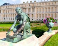 Shared Tour: Versailles On Your Own (with Audioguide) Tour AM