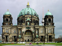 Shared Tour- Discover Berlin Afternoon Walking Tour 2:00PM