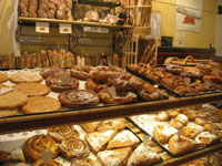 Small Group Tour: French Bakery Visit in Paris