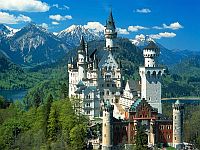 Private Neuschwanstein Tour with English Speaking Driver and Guide